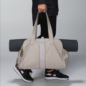 Lululemon Two Times a Yogi Bag
